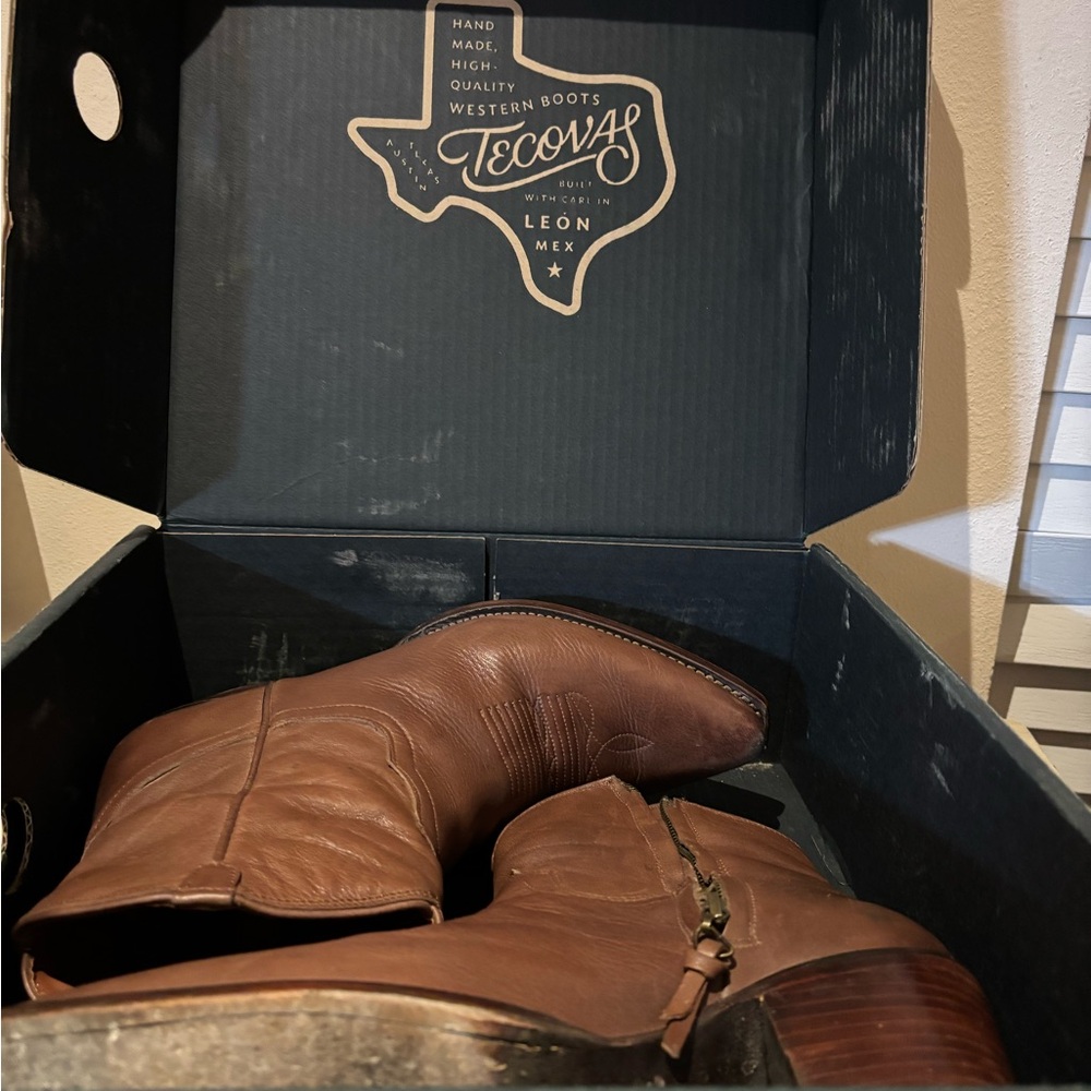 Tecovas Chestnut Leather Ankle Booties - Picture 5 of 13